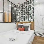 Lägenhet Elegant Bright In Prestigious 7th Arrondissement Paris