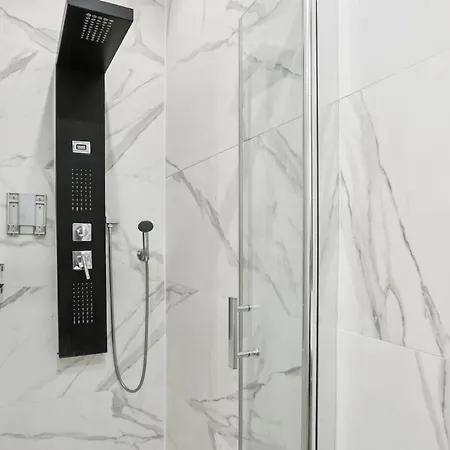 Elegant Bright In Prestigious 7th Arrondissement