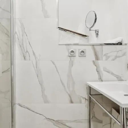 Elegant Bright In Prestigious 7th Arrondissement 公寓 巴黎